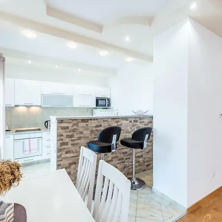 Apartman With A Swimming Pool
